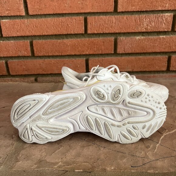 White Ozweego, Adidas - Picture 2 of 4